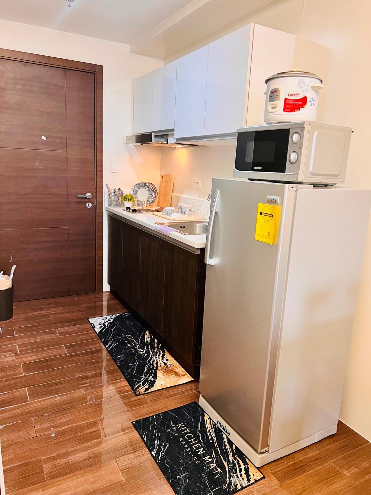 Air Residence Makati Manila Exterior photo